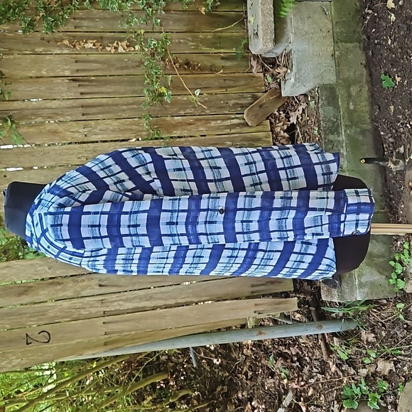 A.n.a Semi-sheer Navy Blue & White Blouse - Picture 7 of 10